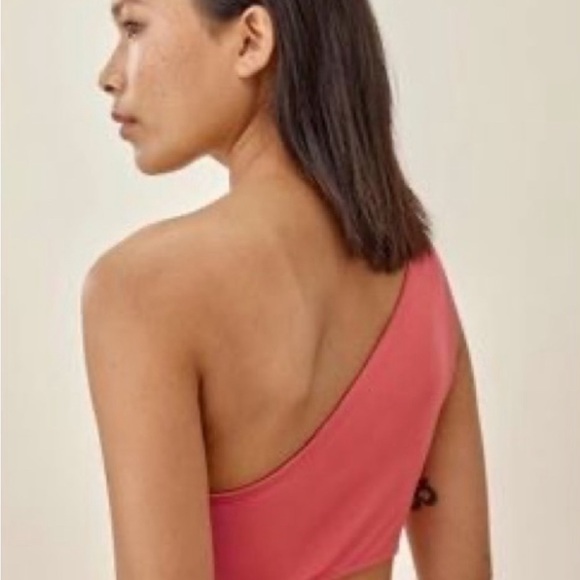 🩷 Final Sale 🧡NWT Reformation Ecomove Simone Bra - Hot Coral - Picture 2 of 4